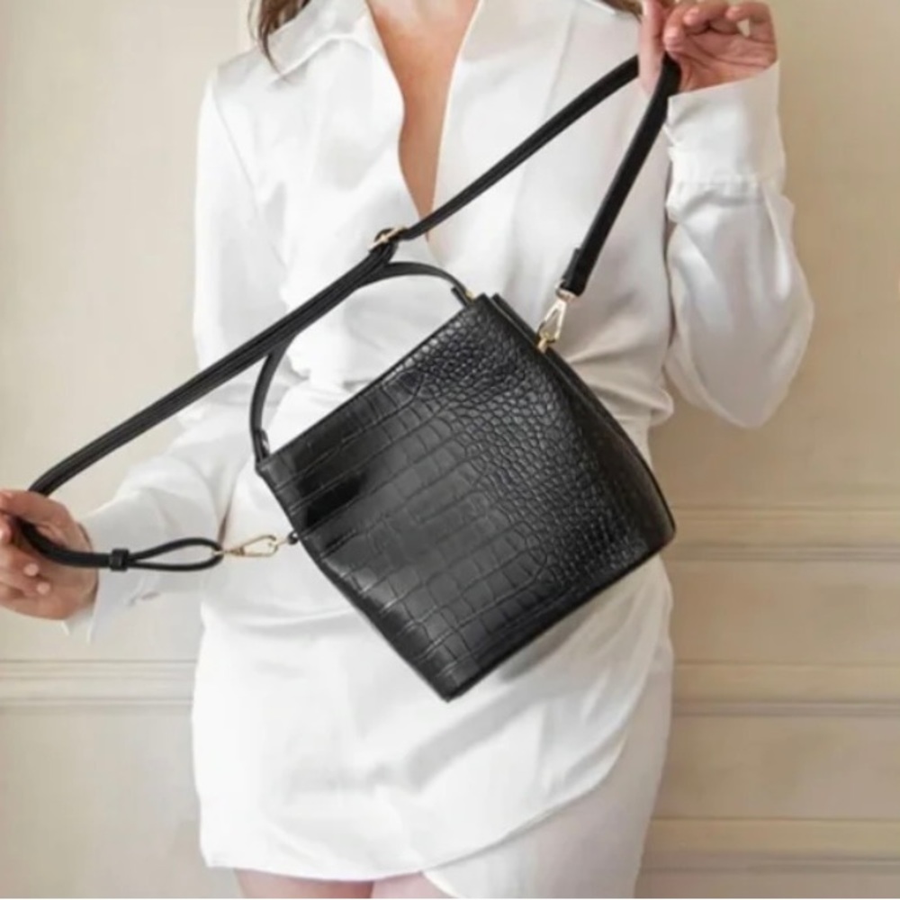 Aota All Of The Above Elena‎ Bucket Bag Vegan Leather Black